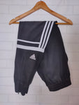 PANTALÓN ADIDAS CHALLENGER NEGRO - BANDAS BLANCAS - TALLA M