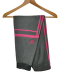 Pantalón Adidas Challenger - Negro con franjas rosas - Talla L