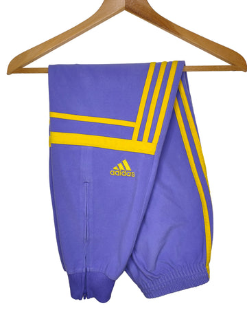 Pantalón Adidas Challenger - Lila franjas amarillas - Talla S/M
