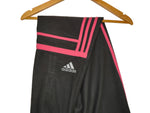 PANTALÓN ADIDAS CHALLENGER NEGRO - BANDAS ROSAS - TALLA M/L