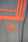 Pantalón Adidas Challenger Gris - Bandas Naranjas - Talla L